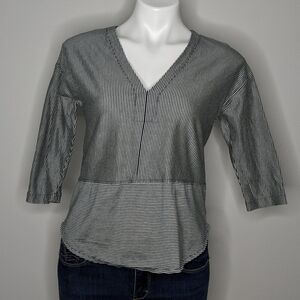 ✨3/$15 Madewell black white striped top XS